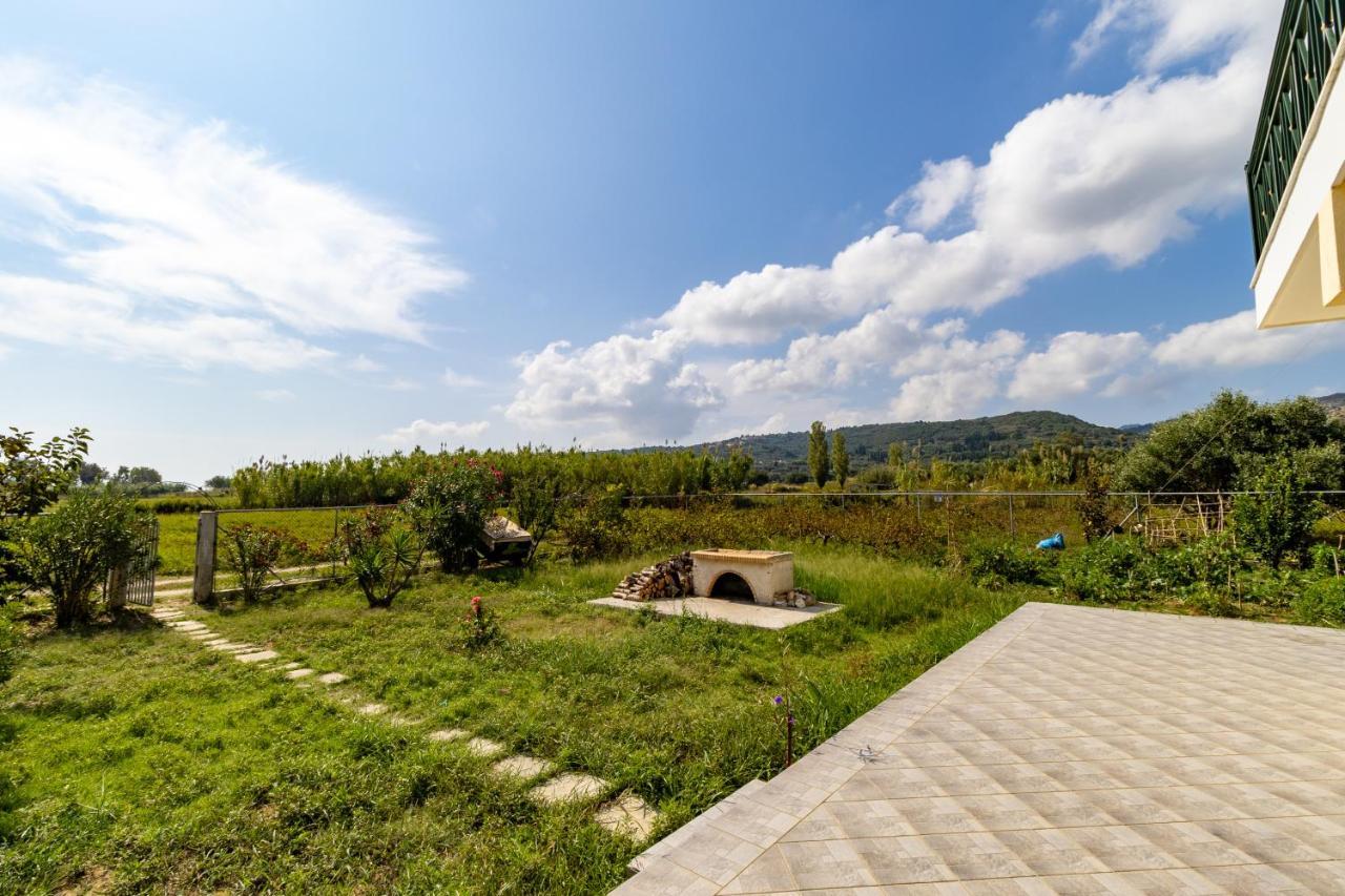 Villa Virginia Lixouri Luaran gambar