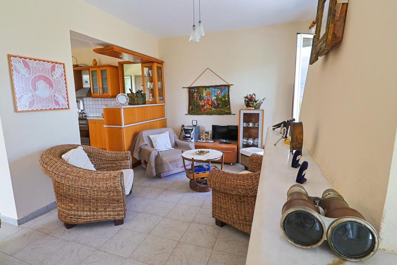 Villa Virginia Lixouri Luaran gambar